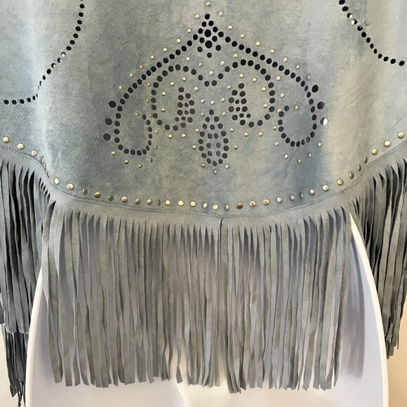 Curations Caravan Faux Suede Wrap Shawl Cover Up Western Boho Studs Fringe O/S - Picture 6 of 7